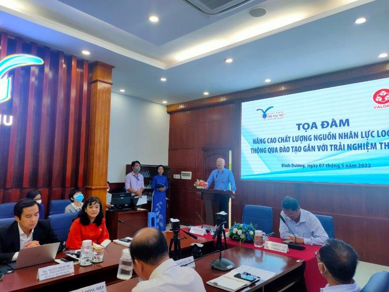 VALOMA and thu dau mot university  hold the seminar: “increase the quality of Logistics human resources through training associated with practice experience”