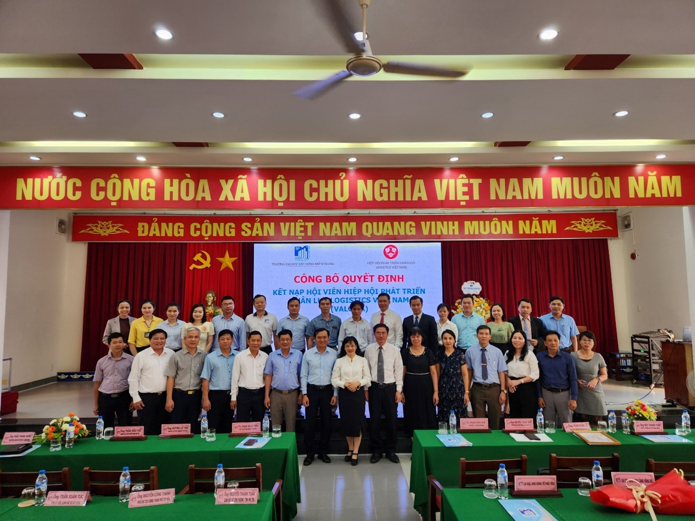 Hợp tác đào tạo trong lĩnh vực Logistics và quản lý chuỗi cung ứng khu vực miền trung
