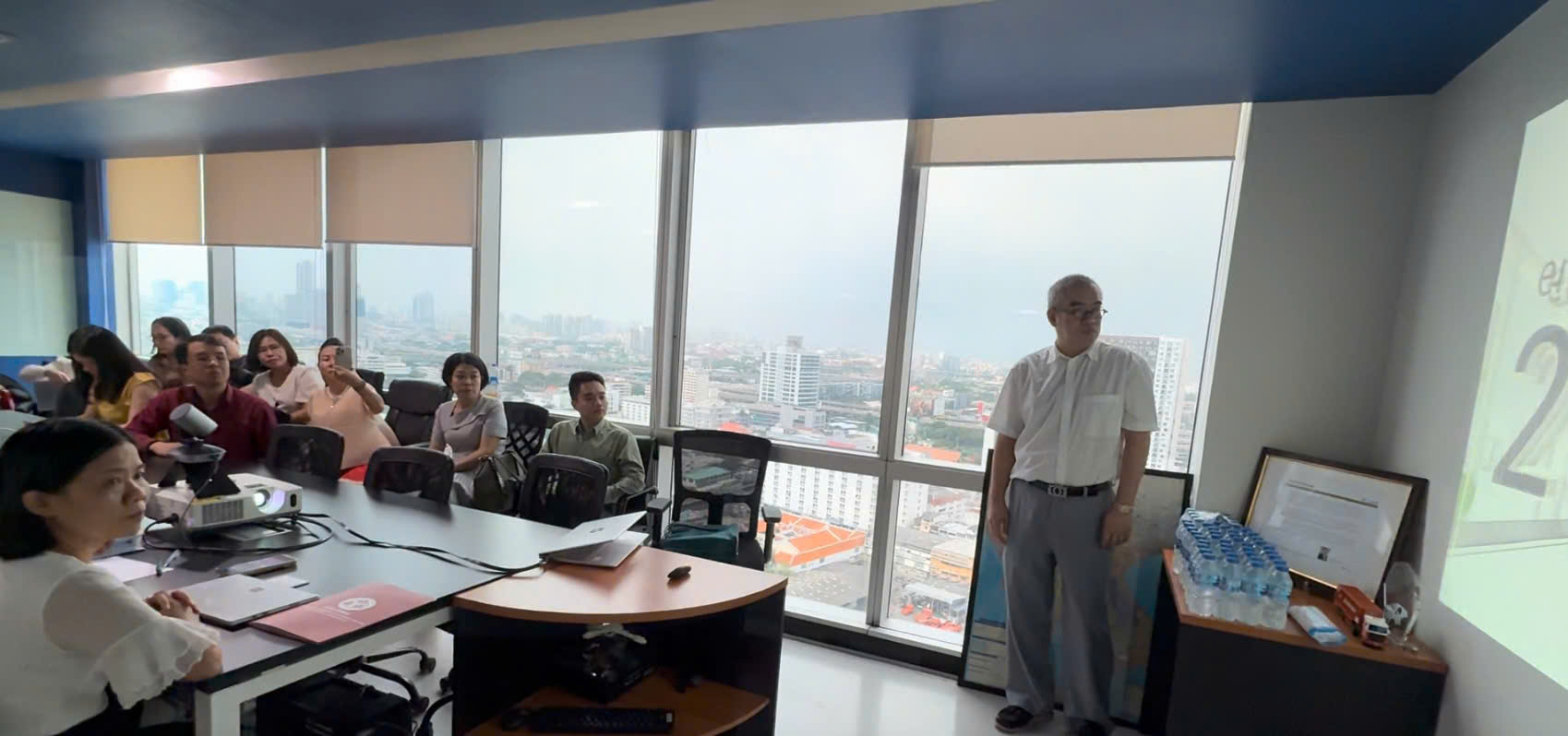 VALOMA làm việc với doanh nghiệp Logistics có vốn đầu tư nước ngoài tại thái lan- công ty fukuyama transporting co.,ltd